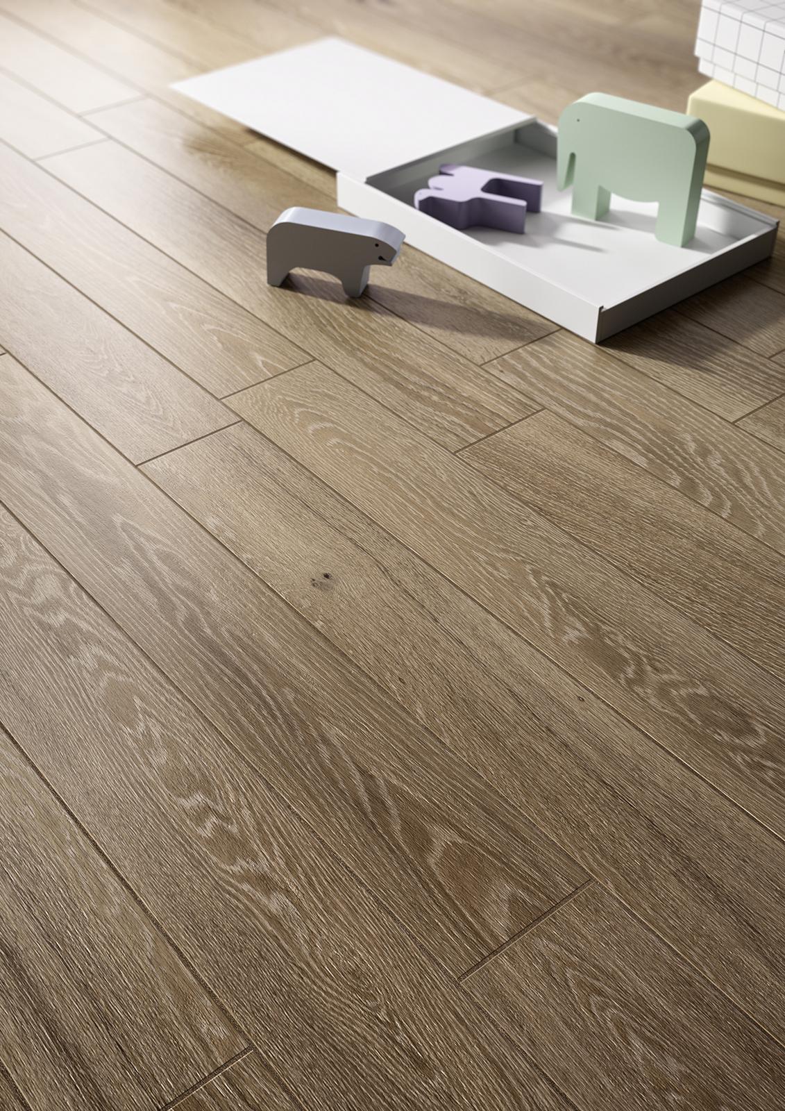 WOUDCHARM Brown 10X70