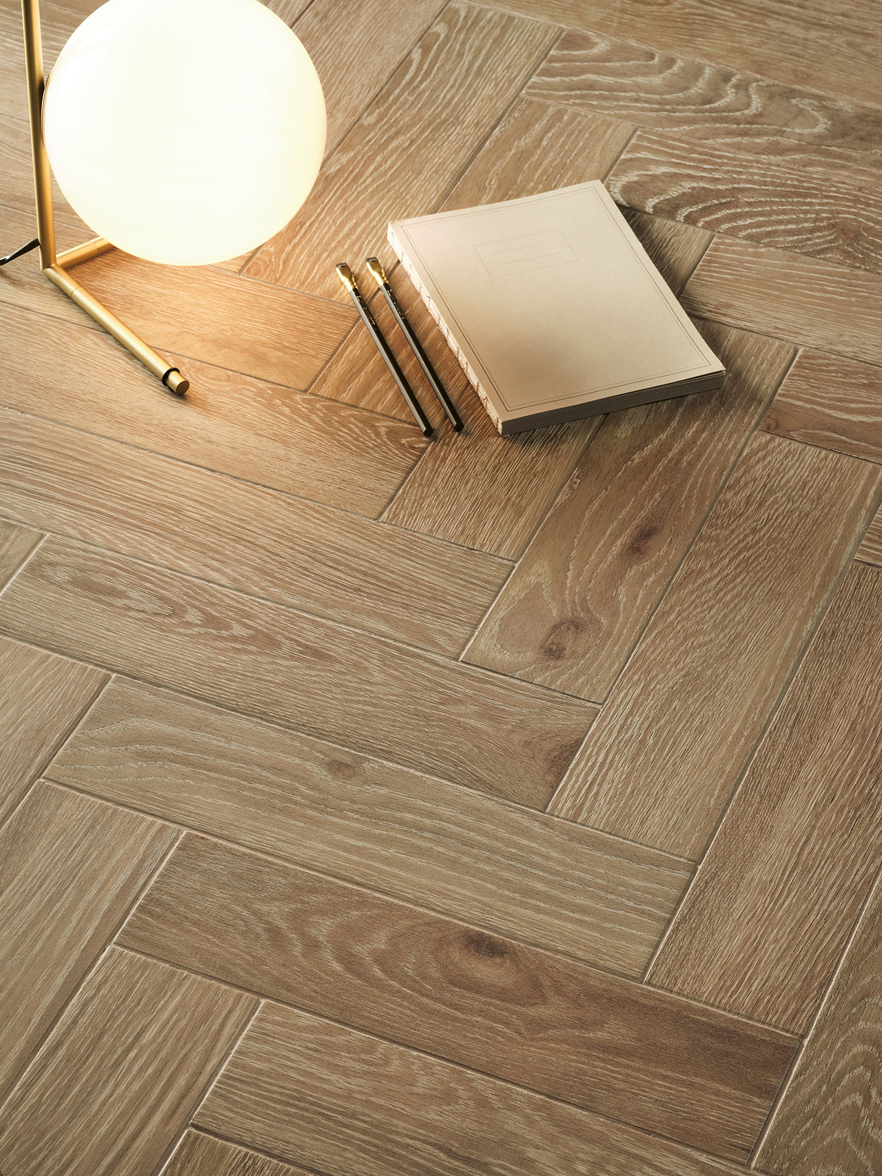 LUND-DECAPE 10x40